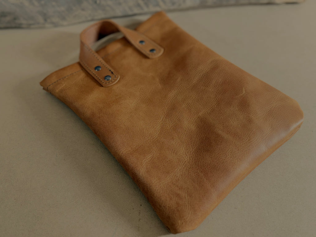 HANDMADE LEATHER AMMO BAG -TIANA TORCHED NUGGET BROWN - BLANK PATCH