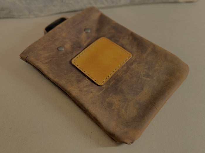 HANDEMADE LEATHER AMMO BAG - SPLIT PLANK BROWN - BLANK PATCH